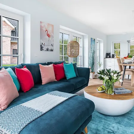 Flamingo Bay Apartment